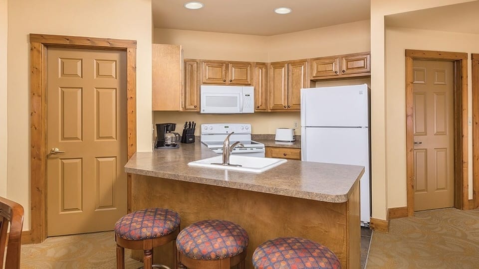 kitchen image