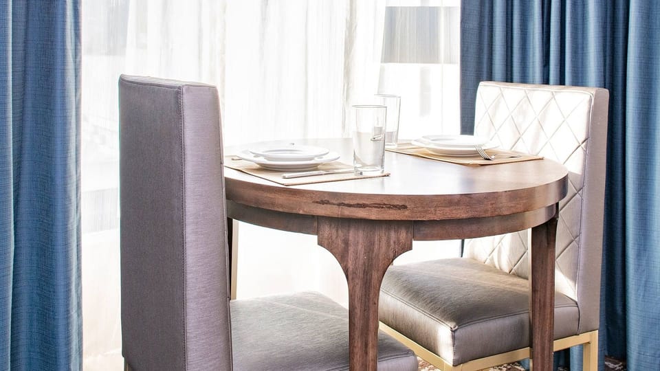 dinning room image