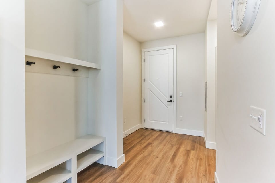 2048x1365 1160 E 18th Ave Denver CO 80218 USA 314 FriApr1220241712920847605