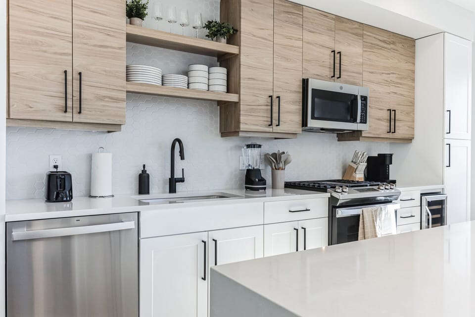 2048x1365 1160 E 18th Ave Denver CO 80218 USA WedMay0820241715157652476