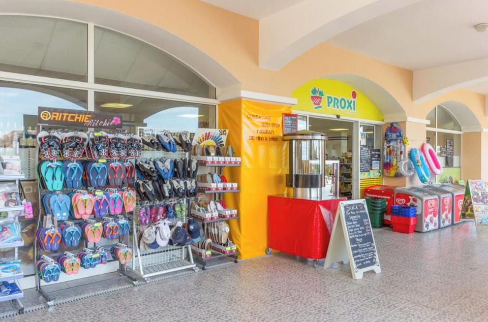 Gift shop