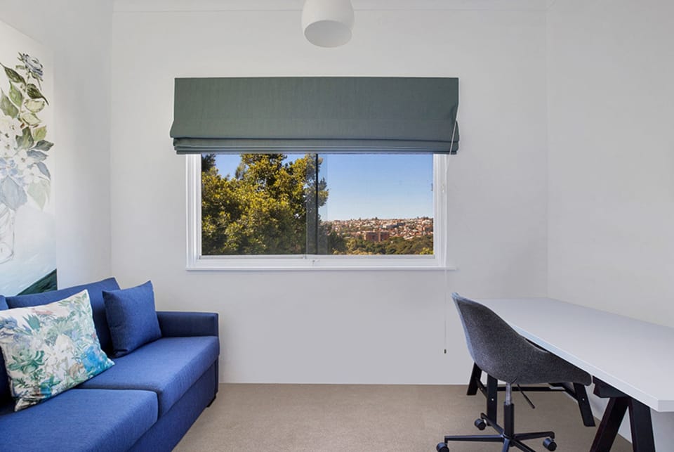 Sunroom / office perfect for reading or work!
