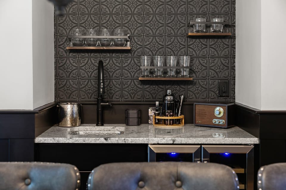 Formal Dining Room w/ Wet Bar & Wine/Beer Cooler