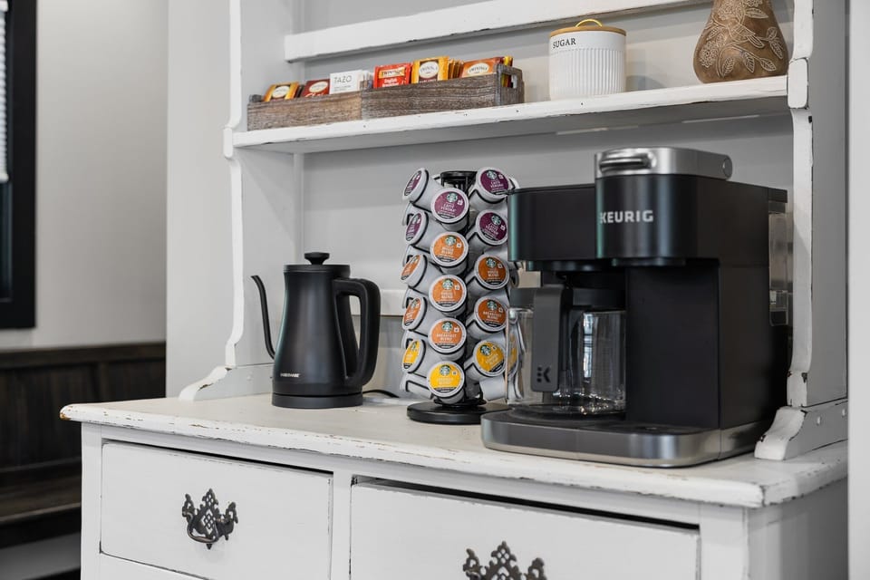Full Kitchen w/ Coffee & Tea Bar