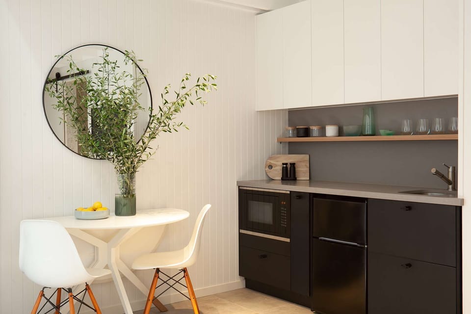 Kitchen &amp; Dining