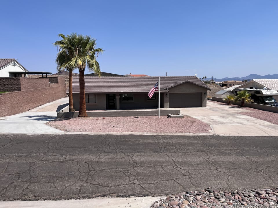 Full use of Front Garage 