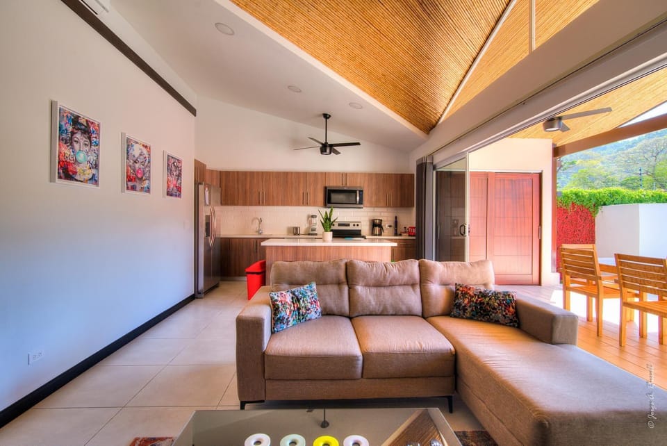 Pop House with private pool at Ciudad del Mar in Jaco (692)