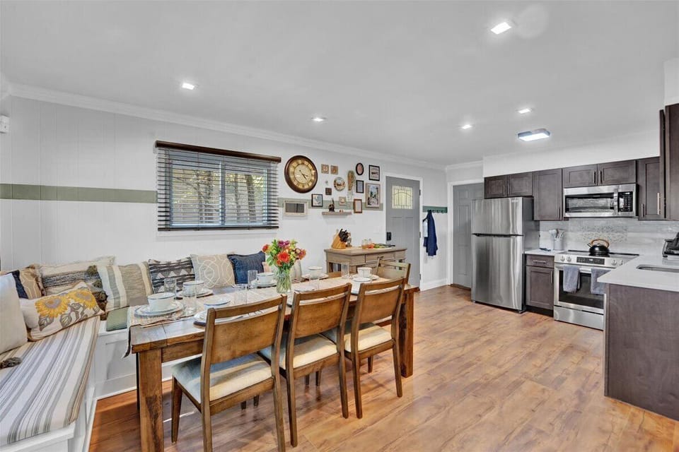Get ready to cook up a feast! With the kitchen just steps from the dining room, cooking is a breeze. What's the first dish you'll make?
