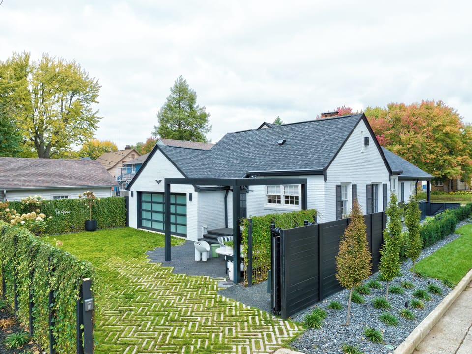 Welcome to Ivy Grace where luxury meets neighborhood vibes.