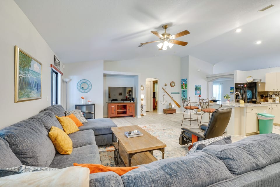 Living Room | Central Air Conditioning & Heat | Smart TV