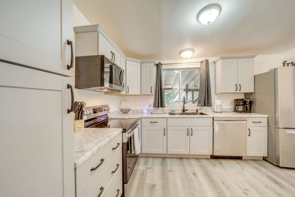 Kitchen | Cooking Basics | Dishwasher | Stove/Oven