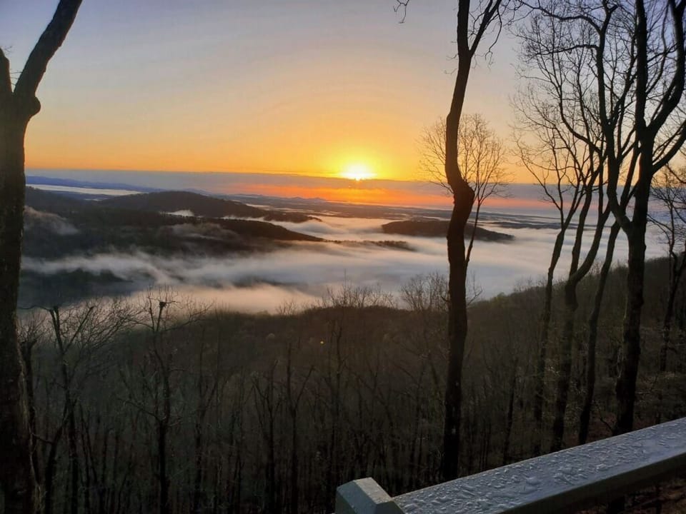 Gorgeous sunrise above the clouds