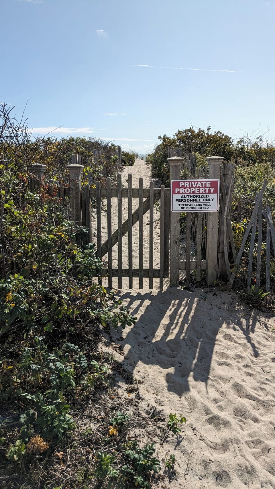 Private access to the beach