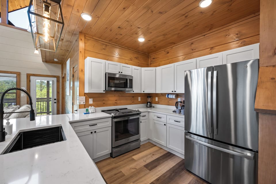 Kitchen 1