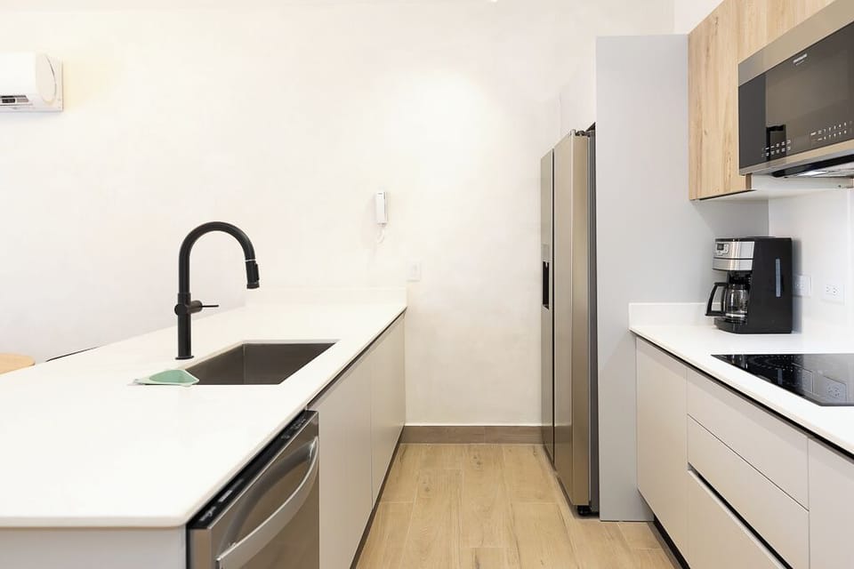 Kitchen fully equipped with appliances 