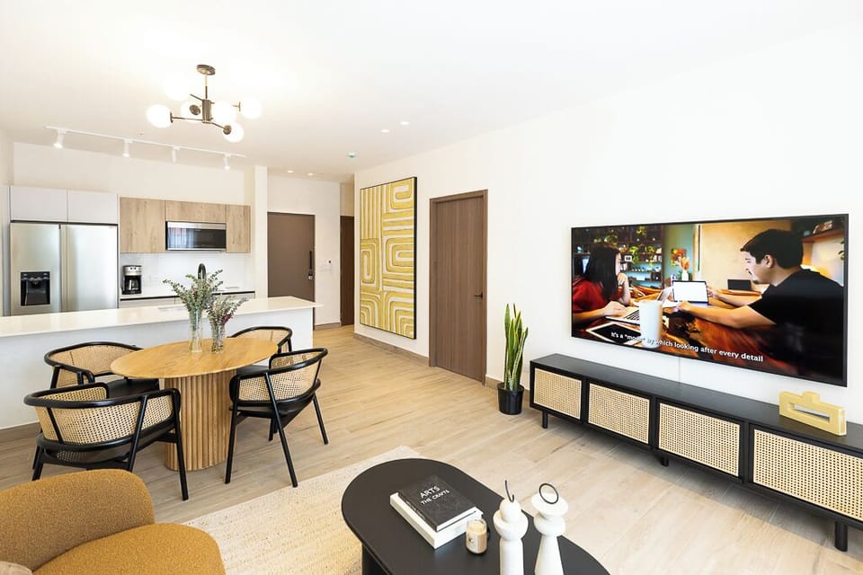 General view of the apartment common area 