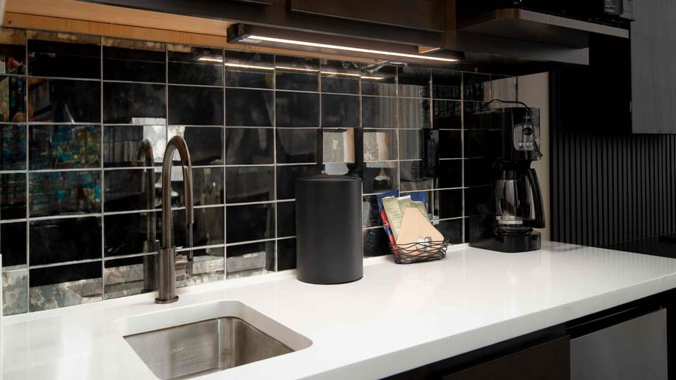 kitchen image