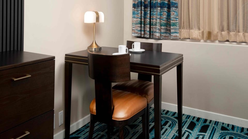 dinning room image