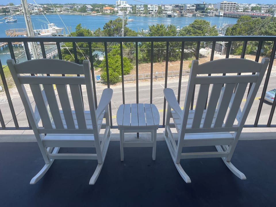 private balcony overlooking Banks Channel