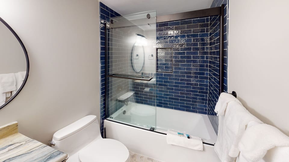 Indoors, Bathroom, Room, Toilet, Bathtub