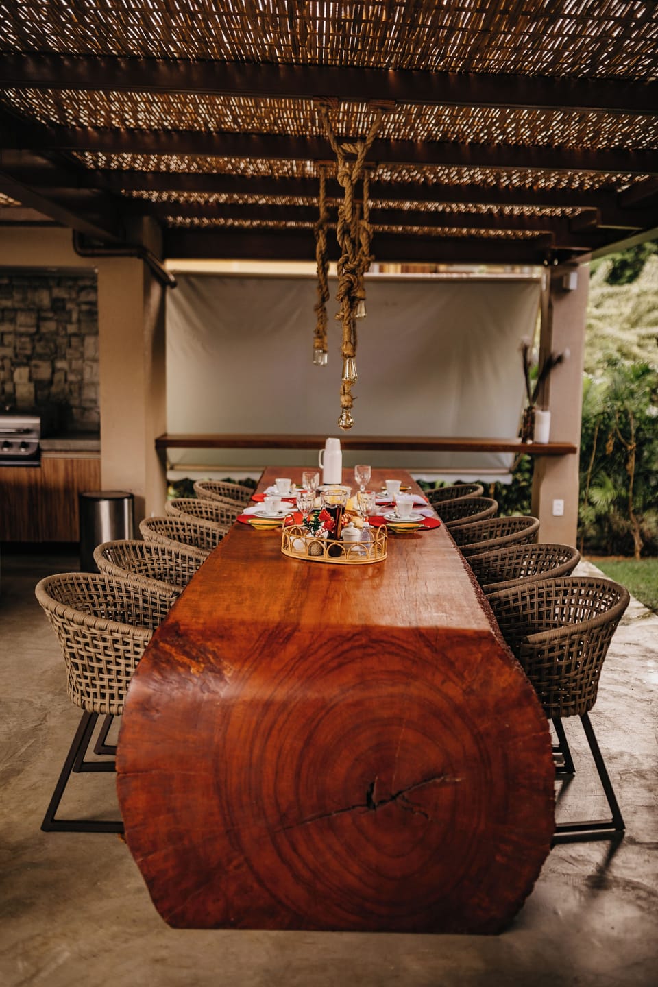 Outdoor dining