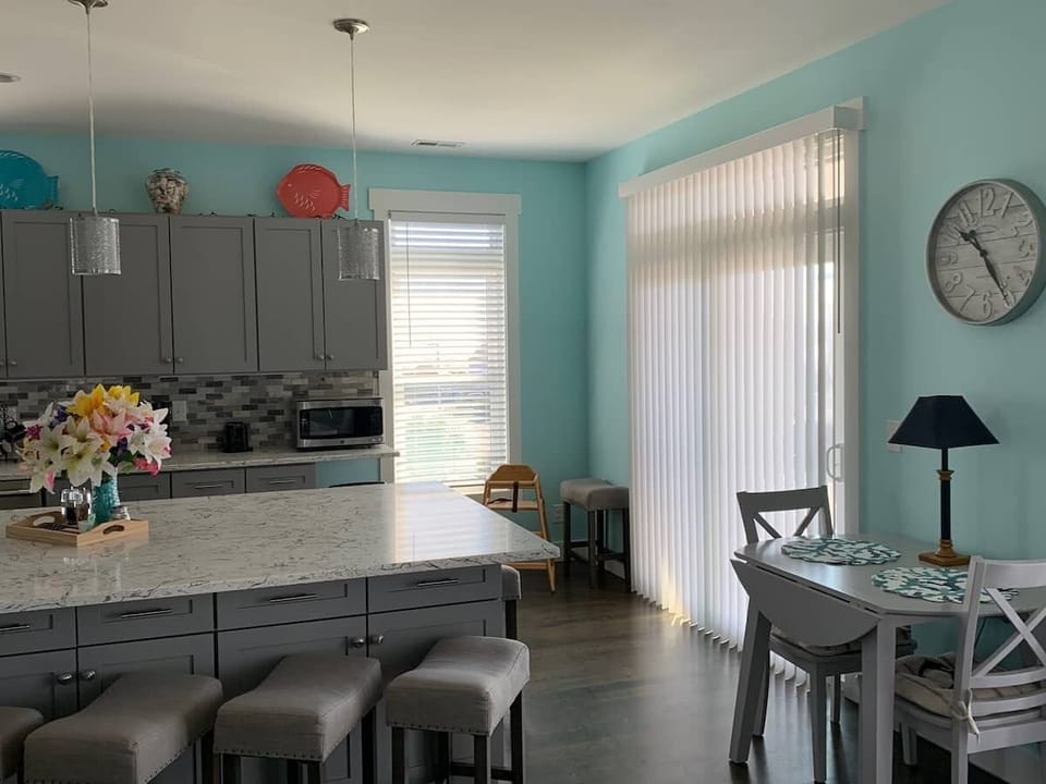 Kitchen view from living room 