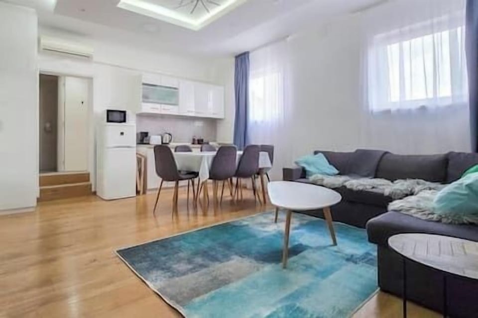 Living room with kitchen (2)