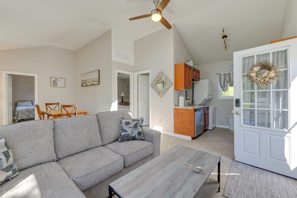 Living Room | Single-Story Cottage
