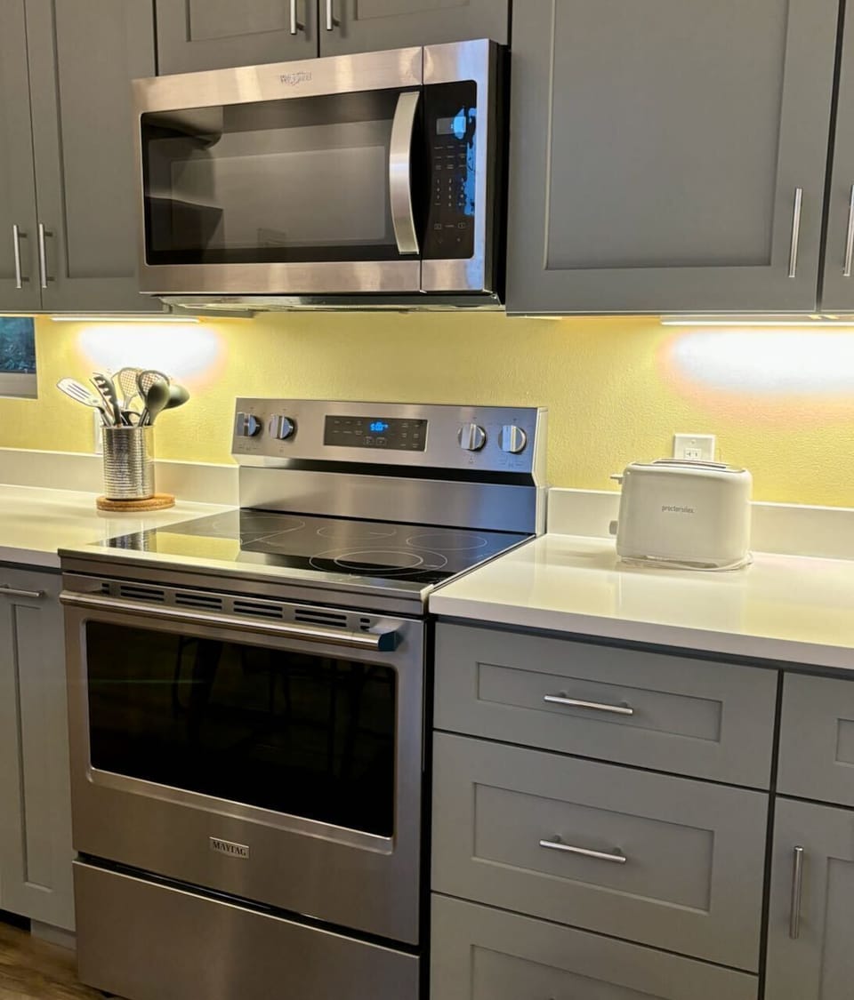 New oven with air fryer for 2025!
