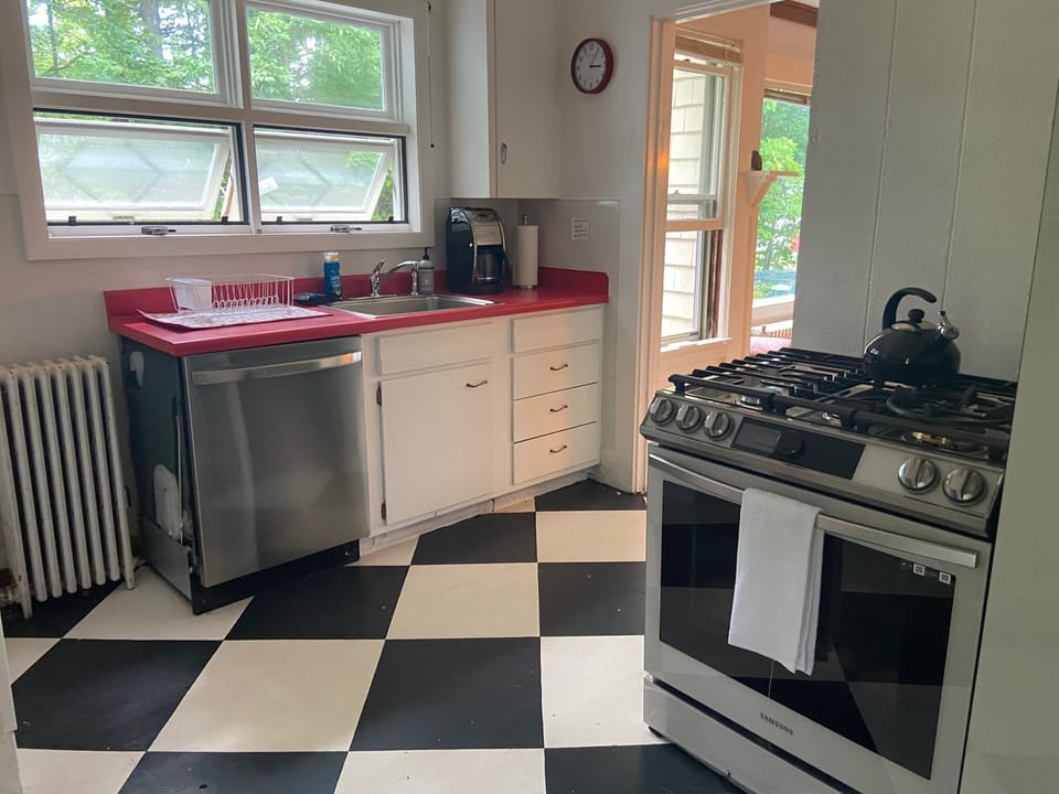 Cool breezes when prepping  dishes to go in brand new dishwasher!