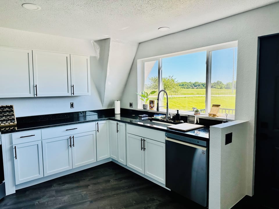 Wrap around kitchen with dishwasher