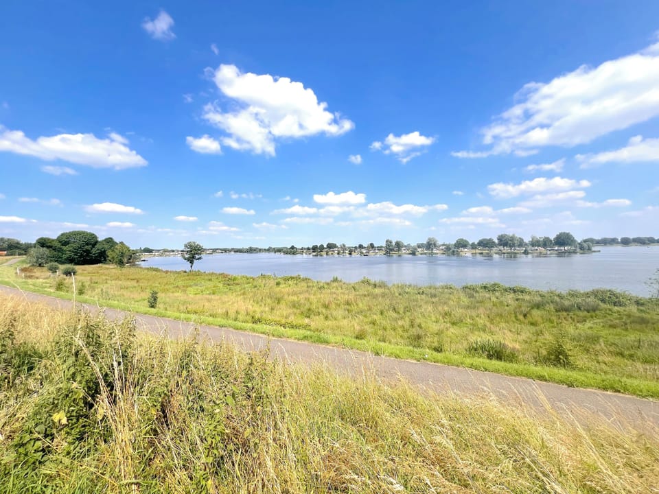 Immediate Surroundings [summer] (<1 km)