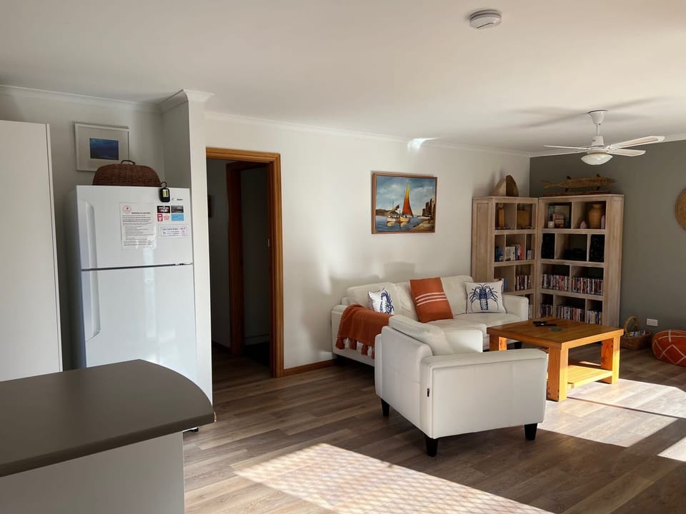 Lazy Sails Port, Robe Getaways, Robe Accommodation