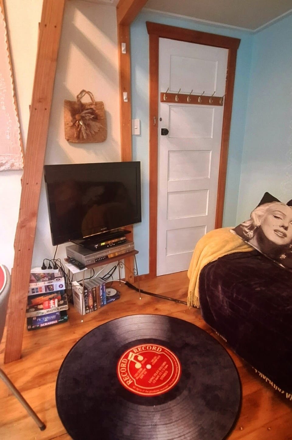 tv dvd and video player