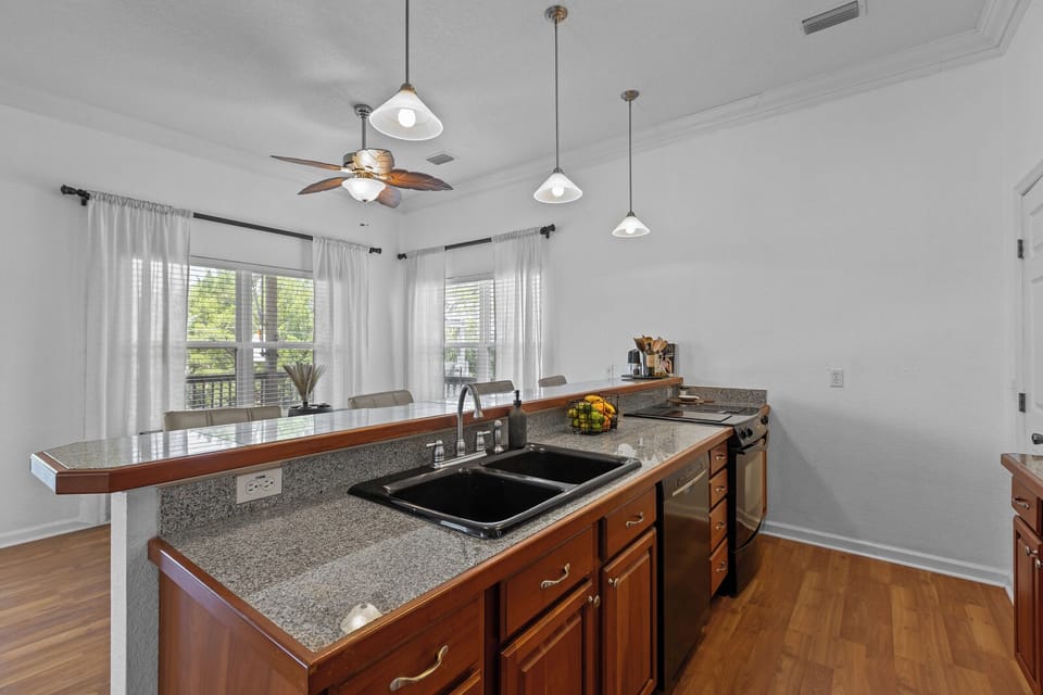 Kitchen (2)