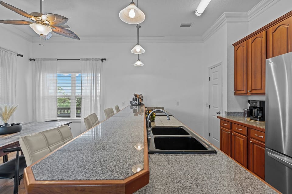 Kitchen (1)