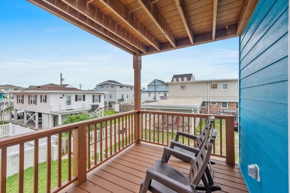Have your morning coffee while enjoying the ocean breeze.