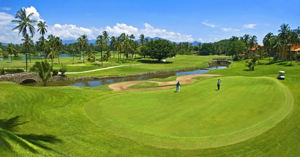 4 world class golf course in Manzanillo and nearby area