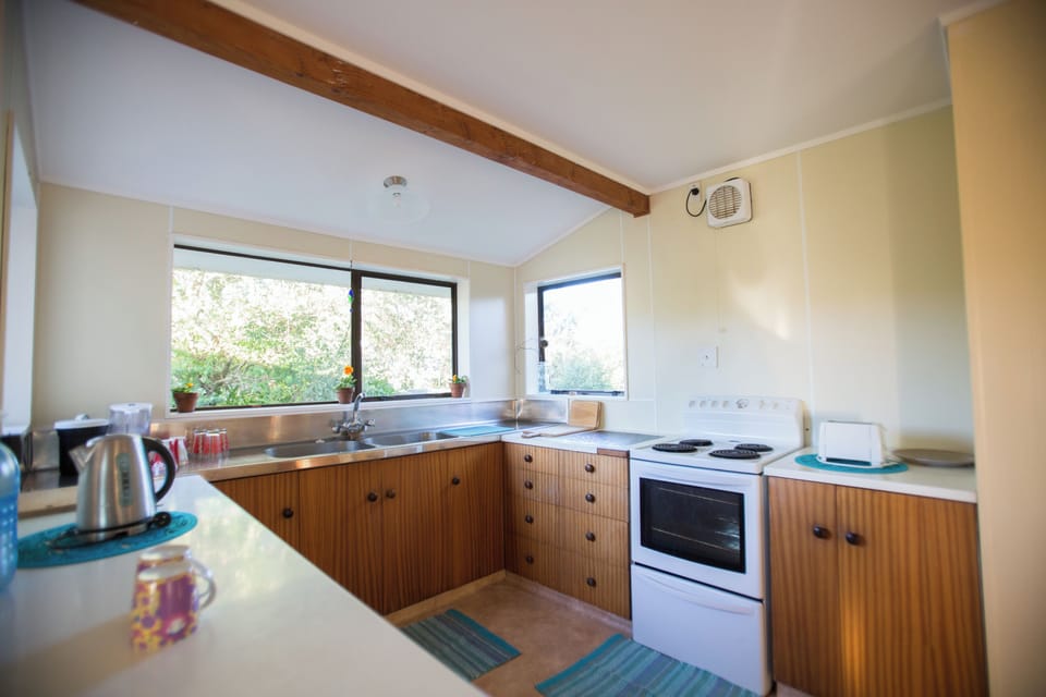 Dated but functional kitchen