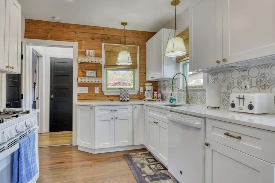 Fully stocked kitchen