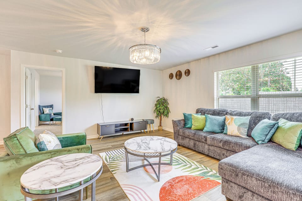 Triana Vacation Rental | 3BR | 2BA | 1 Step Required | 1,537 Sq Ft