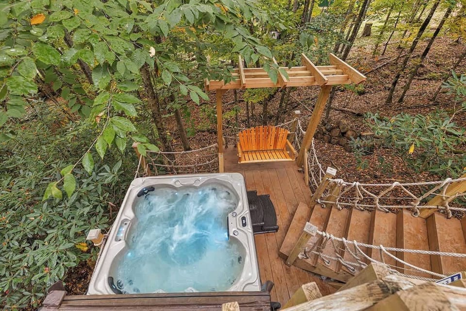 A cozy mountain retreat isn’t complete without a hot tub escape!