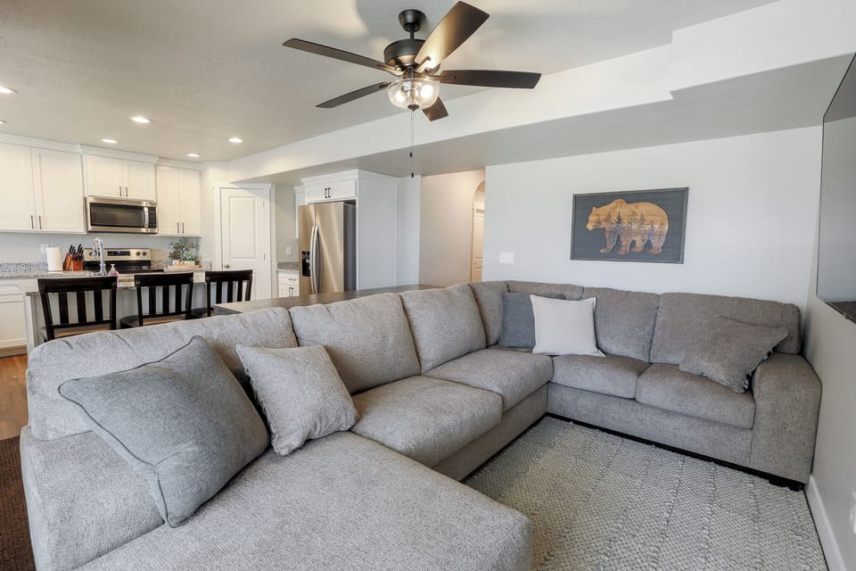 Living Room & Kitchen