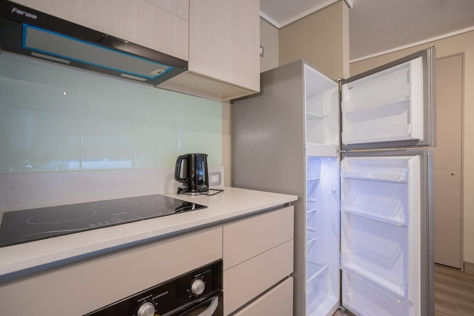 Prepara deliciosas comidas caseras en esta cocina totalmente equipada y funcional