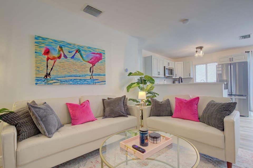 Large Seating Area