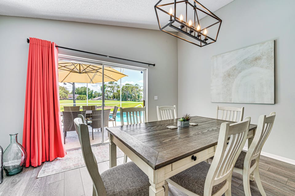 Dining Area | Dishware/Flatware | Trash Bags/Paper Towels