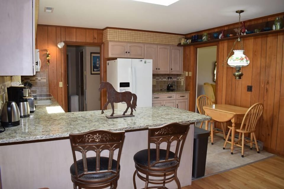 In Kitchen Dining 