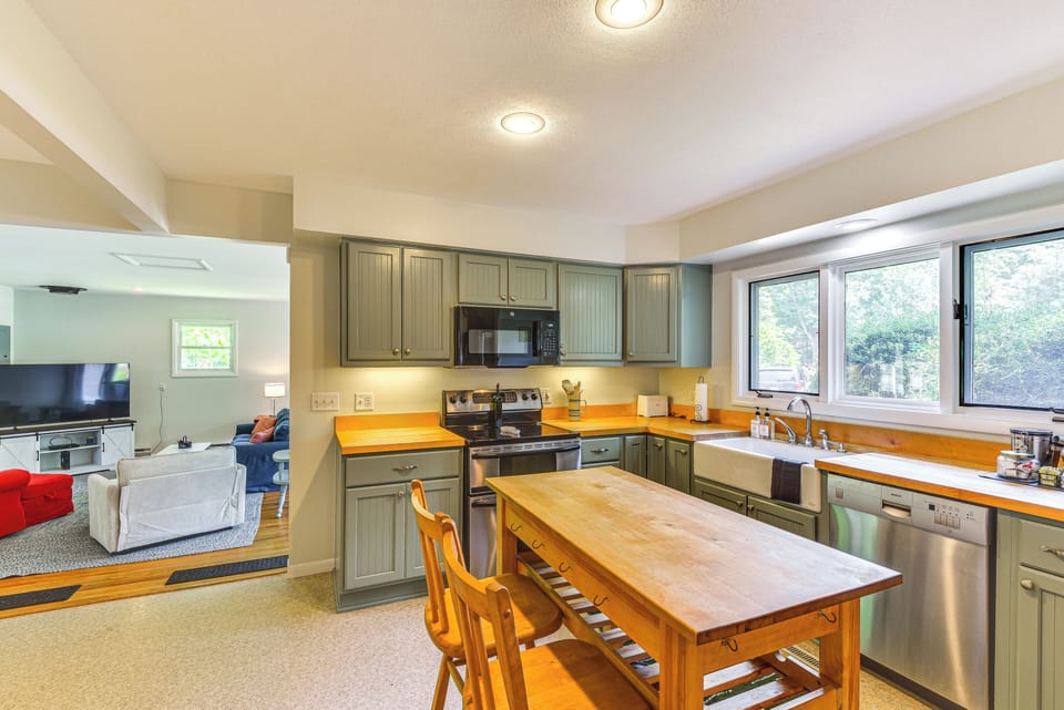 Kitchen | Cooking Basics | Drip Coffee Maker