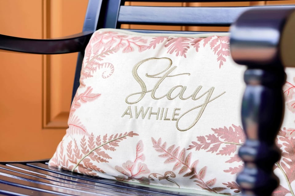 Calabria Chair & Pillow ( Promo )