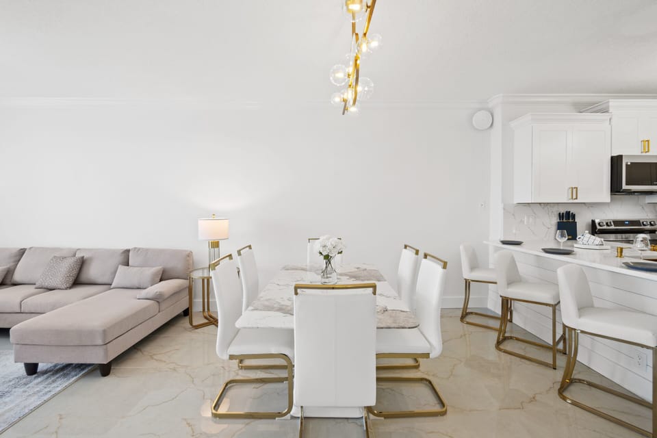 Dining Area with Gulf Views